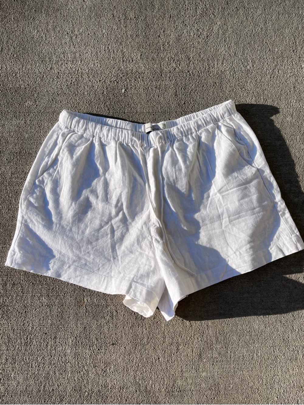 Abercrombie & Fitch White Linen Blend Women’s Shorts